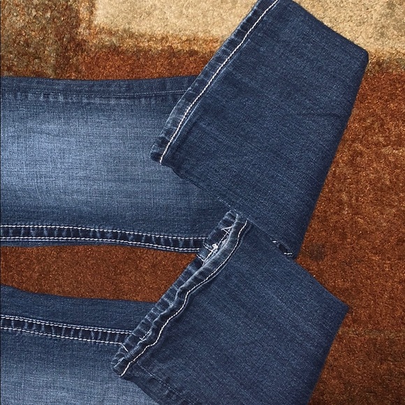 Miss Me Jeweled Boot Cut Jeans - Picture 5 of 6